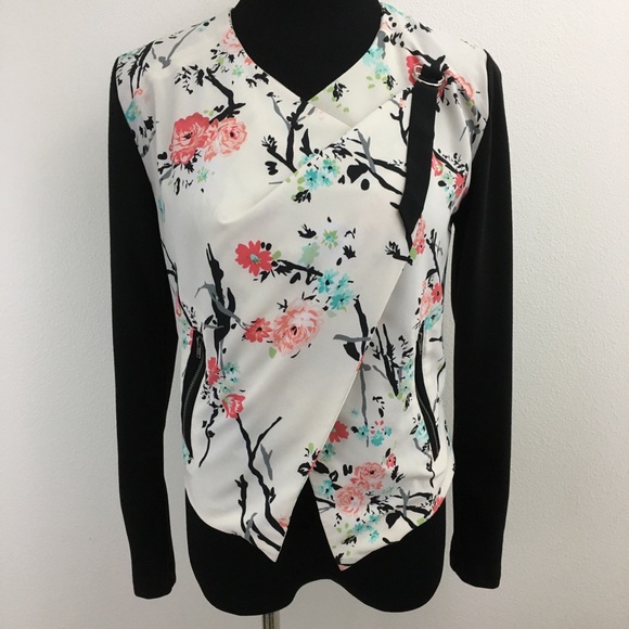 Mystery Box Item Floral Moto Jacket - Picture 4 of 10